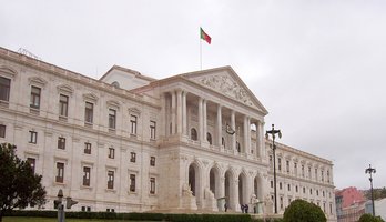 Pacote do Governo para a habitação aprovado na generalidade no Parlamento